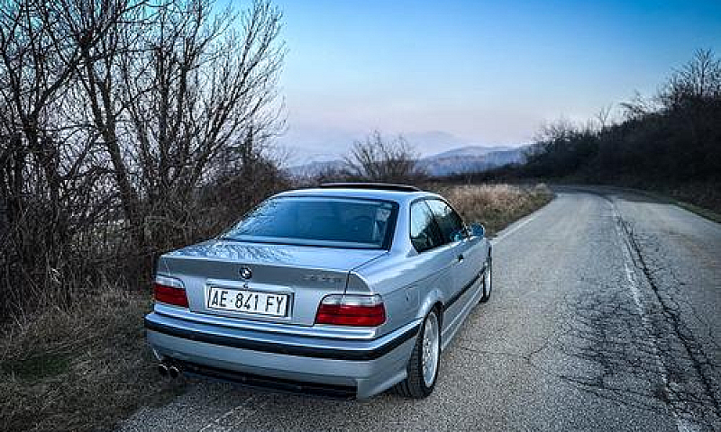 Bmw E36 328I...