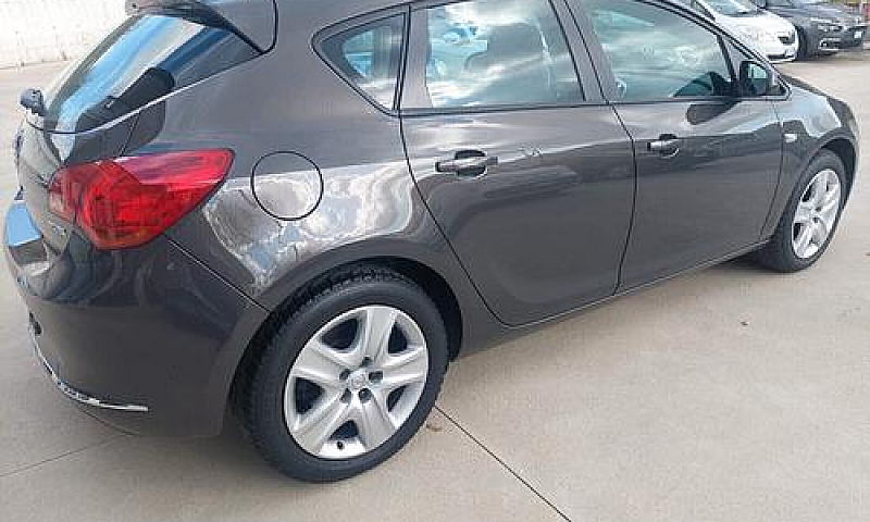 Opel Astra 1.6 Cdti ...