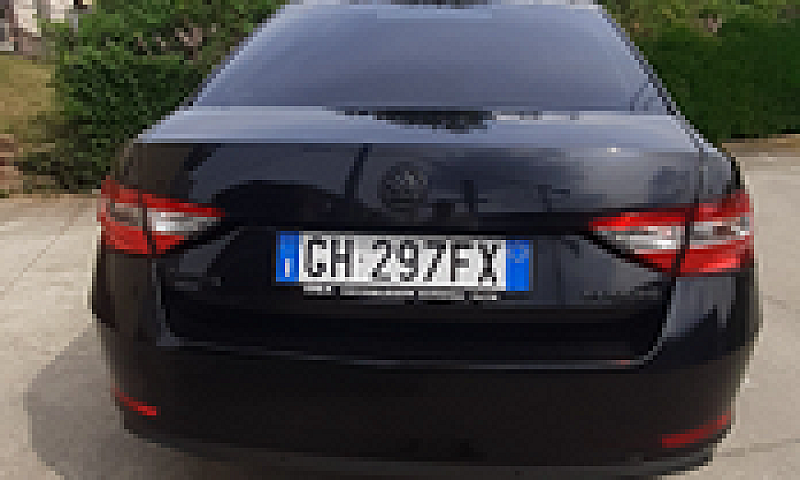 Skoda Superb 2018...