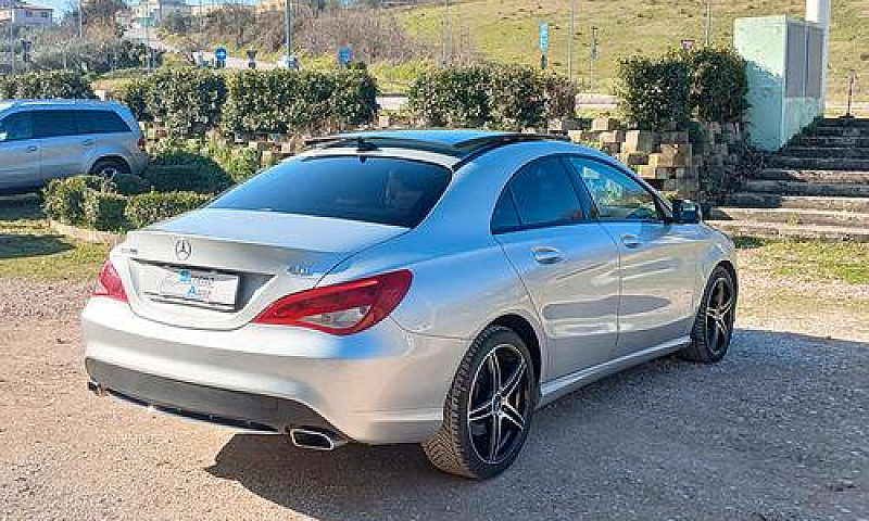 Mercedes-Benz Cla 18...