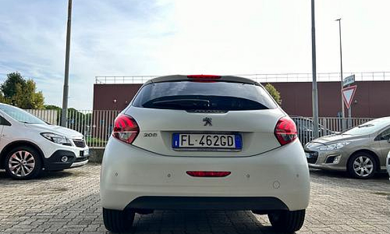 Peugeot 208 Bianco O...