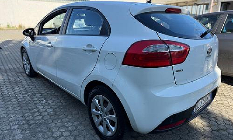 Kia Rio 1.2 Cvvt 5P....