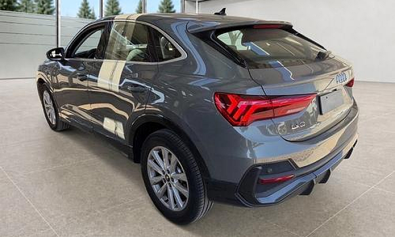 Q3 Spb 45 Tfsi E S T...