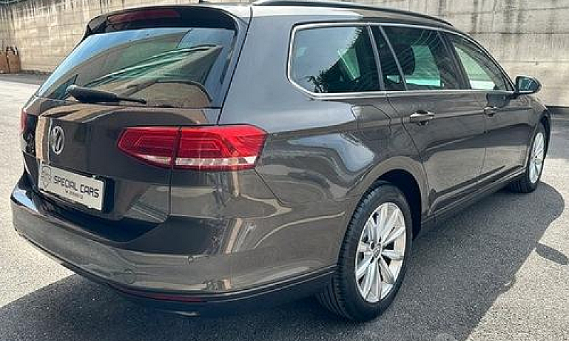 Volkswagen Passat Va...
