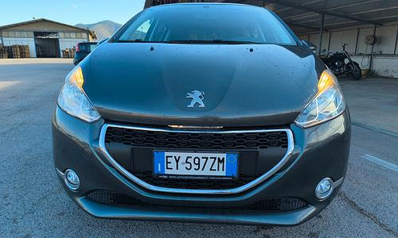 Peugeot 208 1.4 Vti ...