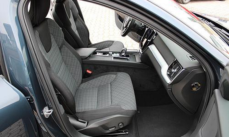 Volvo S60 2000 B3 16...