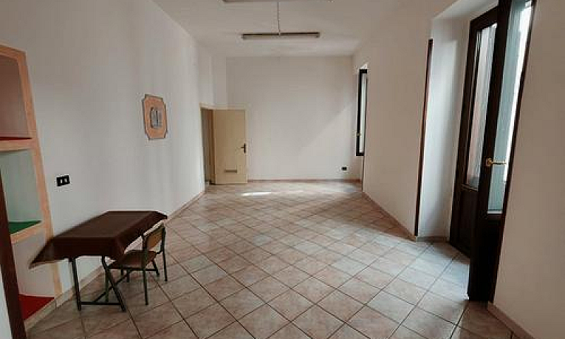 Via Pietro De Caro...