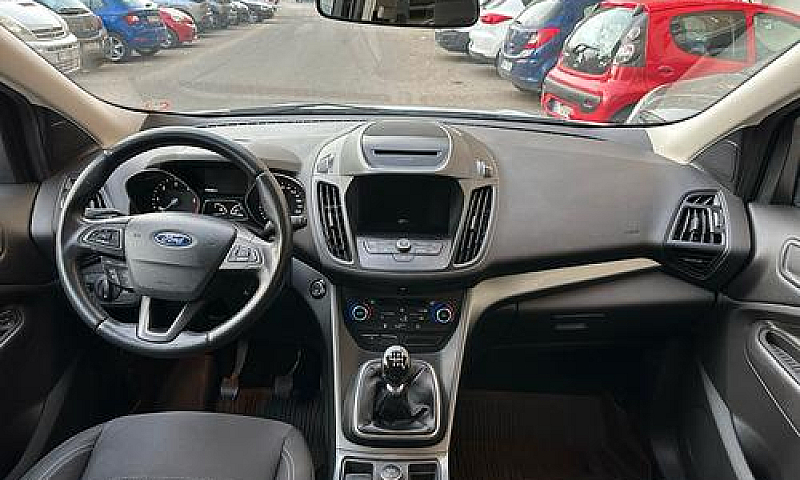 Ford Kuga 1.5 Tdci 1...