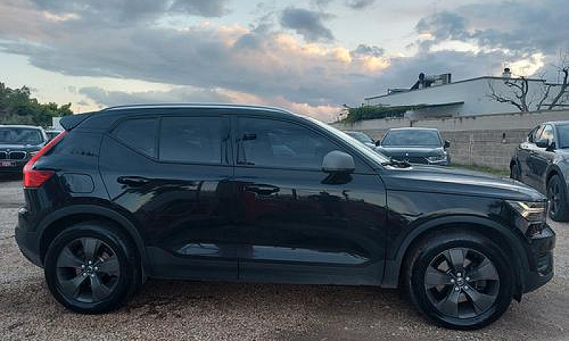 Volvo Xc 40 150Cv D3...