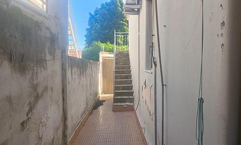 Casa Indipendente 12...