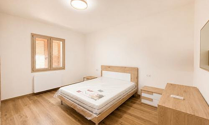 Casa Ristrutturata E...