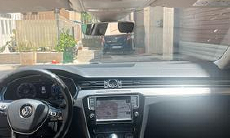 Volkswagen Passat Vi...