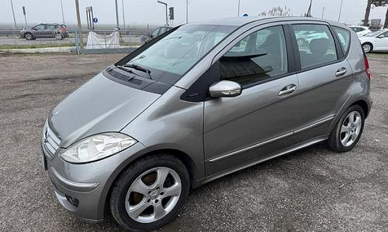 Mercedes-Benz A 180 ...