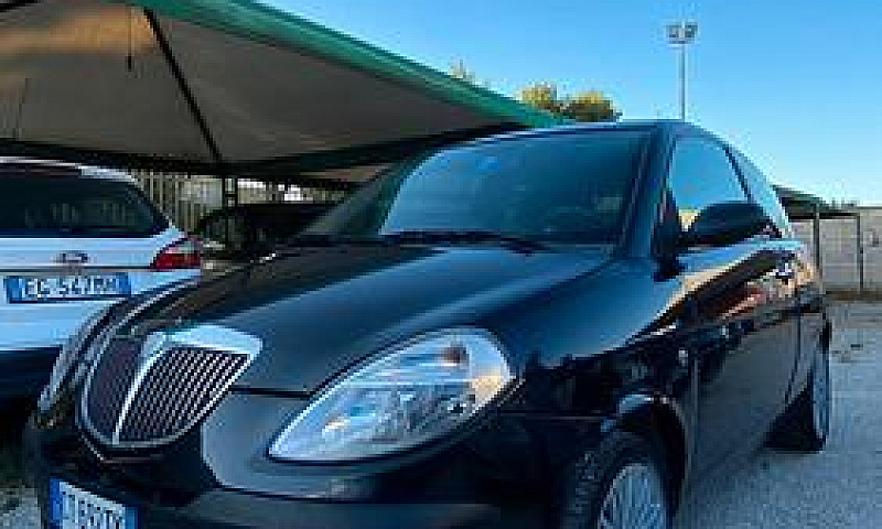 Lancia Ypsilon 1.2...