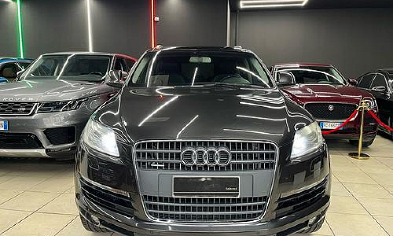 Audi Q7 3.0 V6 Tdi 2...