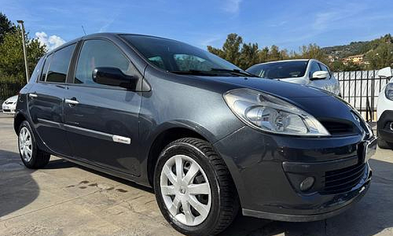 Renault Clio 1.5 Dci...