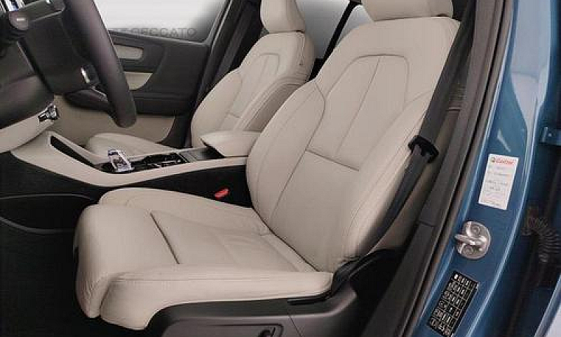 Volvo Xc40 2.0 B4 Ul...