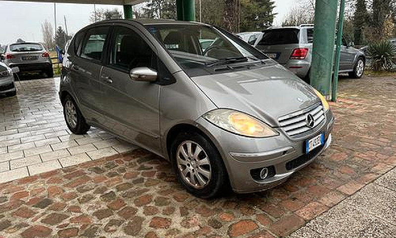Mercedes-Benz A 180 ...