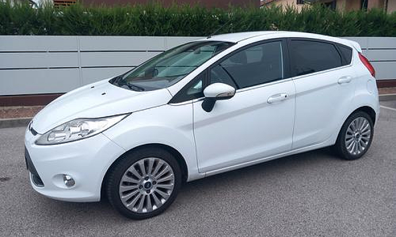 Ford Fiesta 1.4 5 Po...