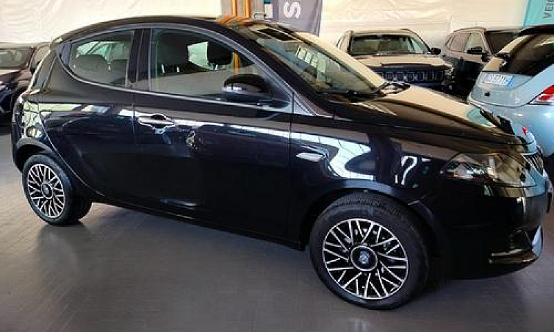 Lancia Ypsilon 1.0 F...