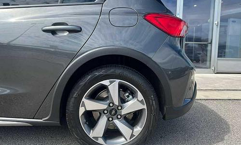 Ford Focus 1.0 Ecobo...