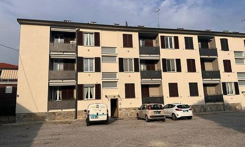 Appartamento Di 67 M...