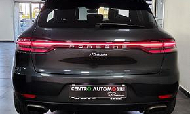 Porsche Macan 2.0 24...