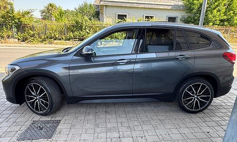 Bmw X1 Xdrive18D Spo...
