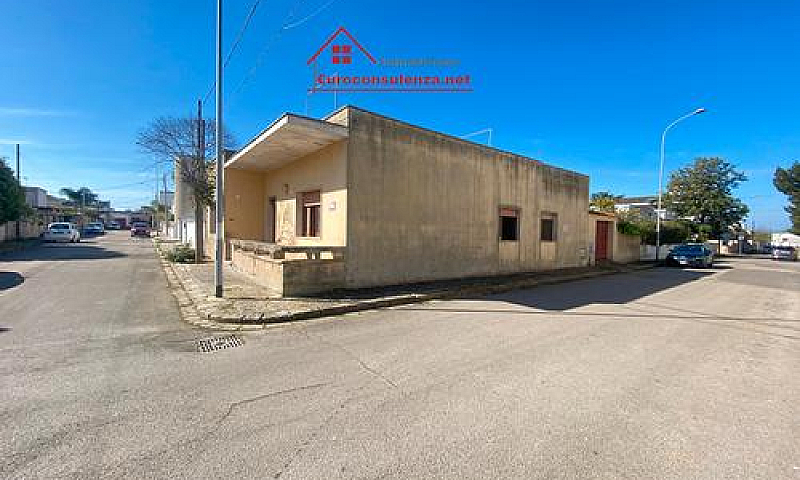 Casa In Posizione An...