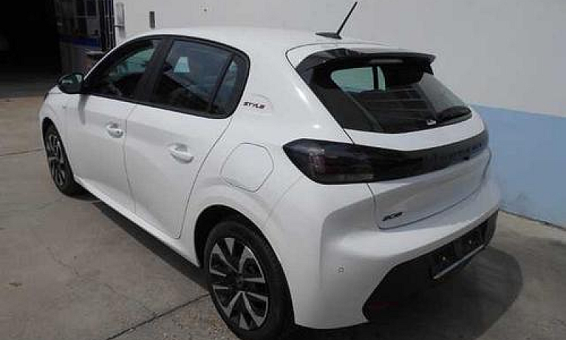 Peugeot 208 75 Style...
