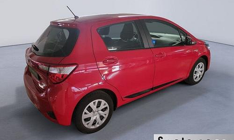 Toyota Yaris 1.5 Hyb...