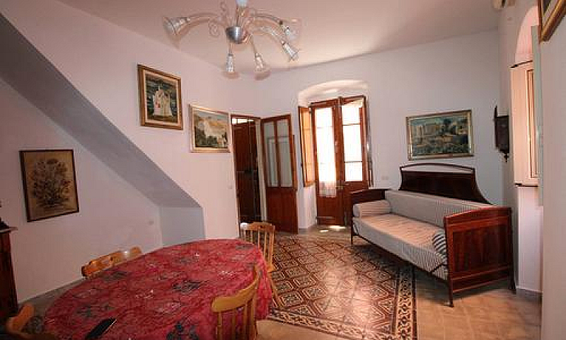 Casa Indipendente Al...