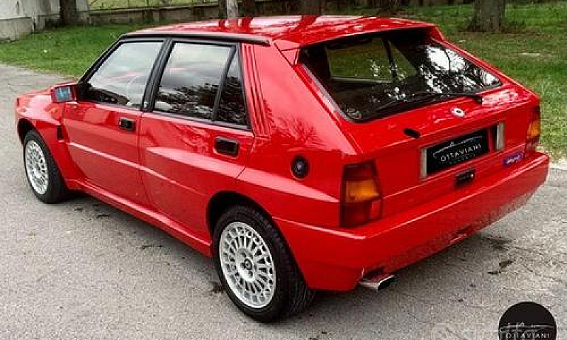 Lancia Delta Evoluzi...