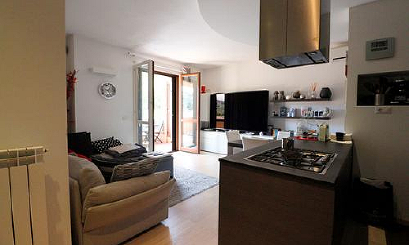 Appartamento Con Ott...