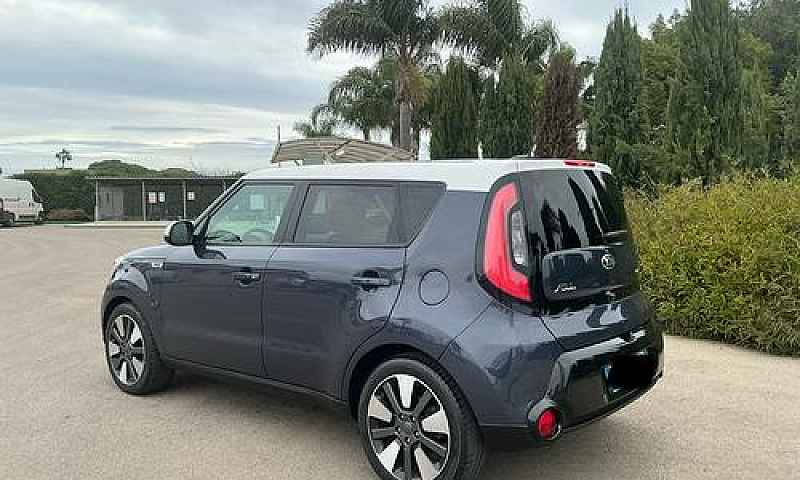 Kia Soul 1.6 Crdi 13...