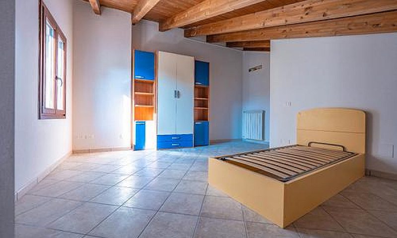 Casa Indipendente...