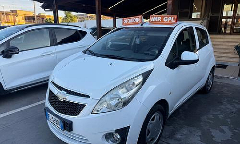 Chevrolet Spark 1.0 ...