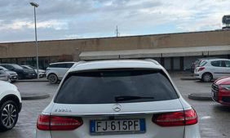 Mercedes-Benz E 220 ...