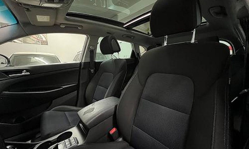 Hyundai Tucson 1.7 C...