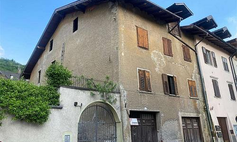 Monolocale A Pergine...