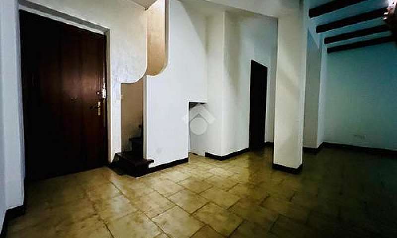 2 Locali A Mantova...