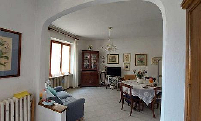 Appartamento A Ascia...