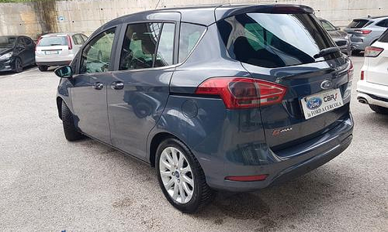 Ford B-Max Titanium...