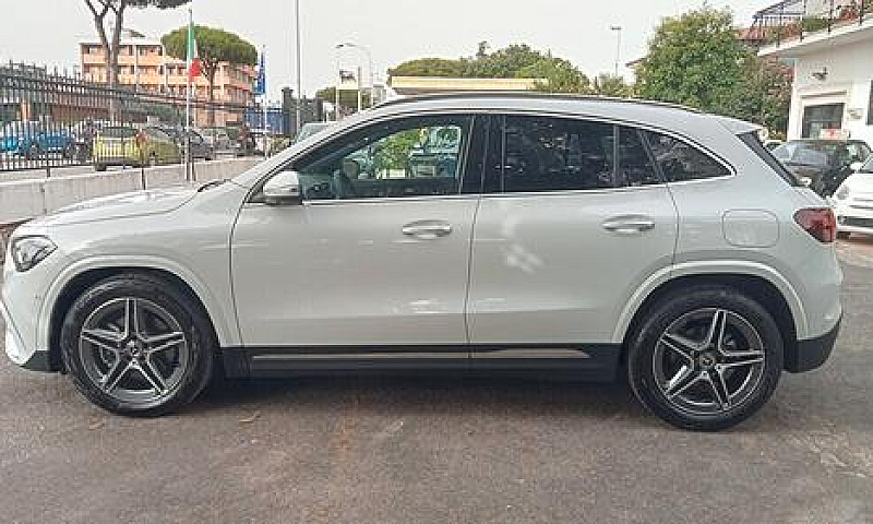 Nuova Gla 200D Aut. ...