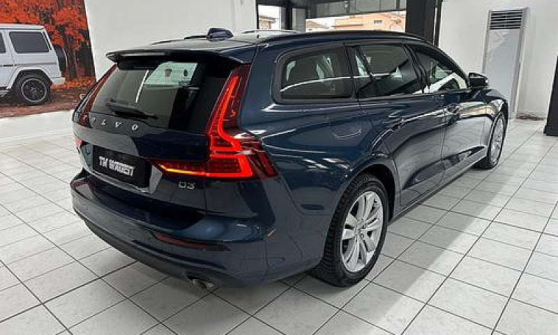 Volvo V60 2.0 D3 Mom...