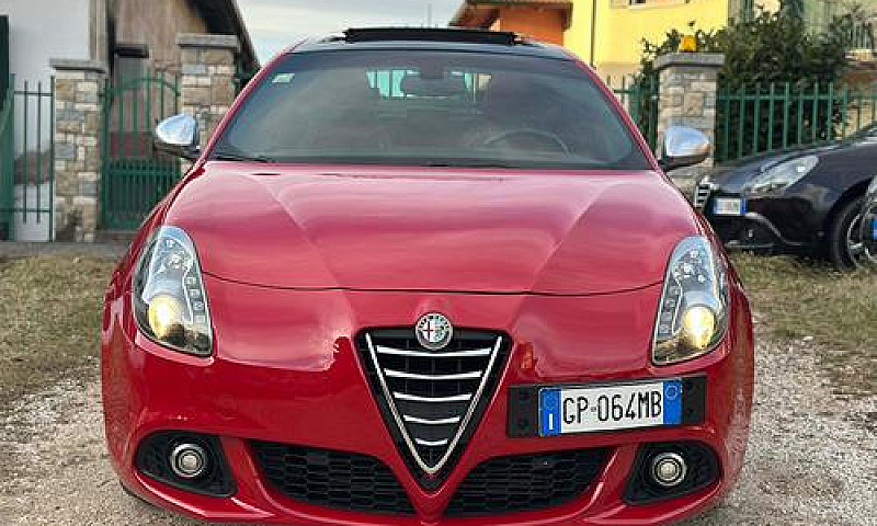 Alfa Romeo Giulietta...
