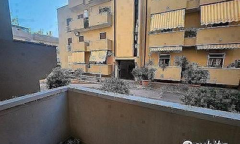 Appartamento Con Box...