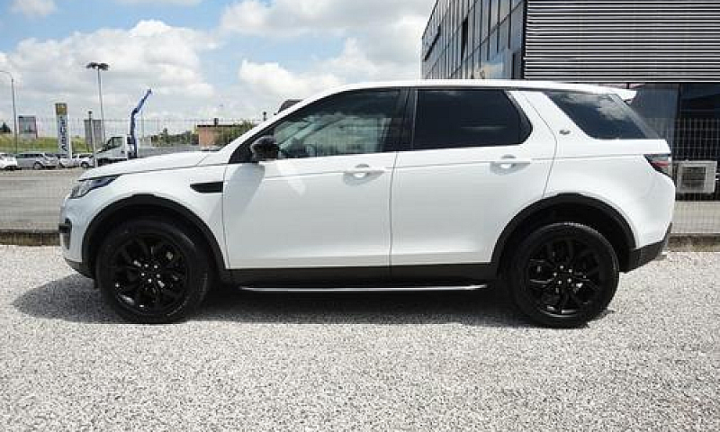 Land Rover Discovery...