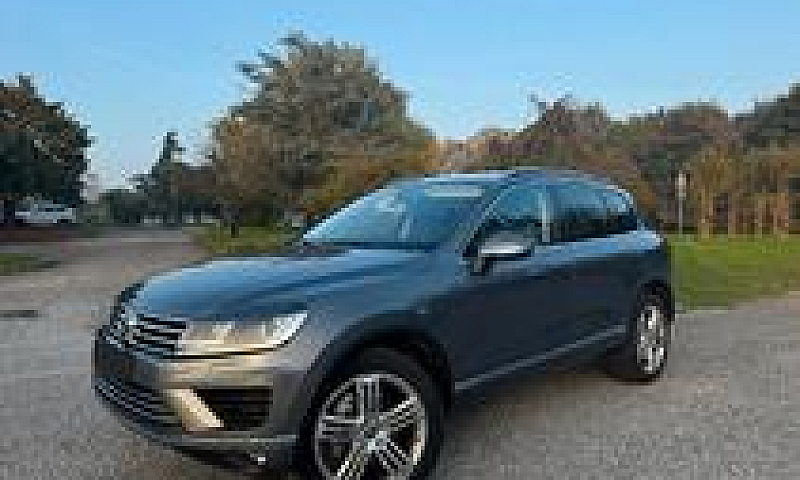 Volkswagen Touareg -...