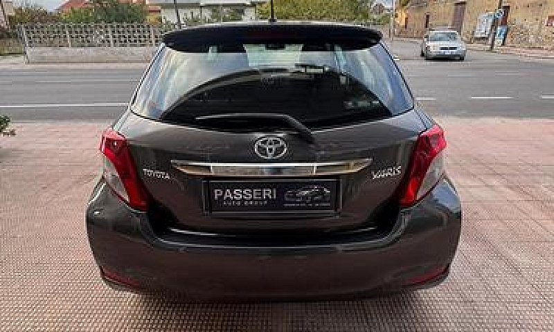 Toyota Yaris 1.4 D-4...